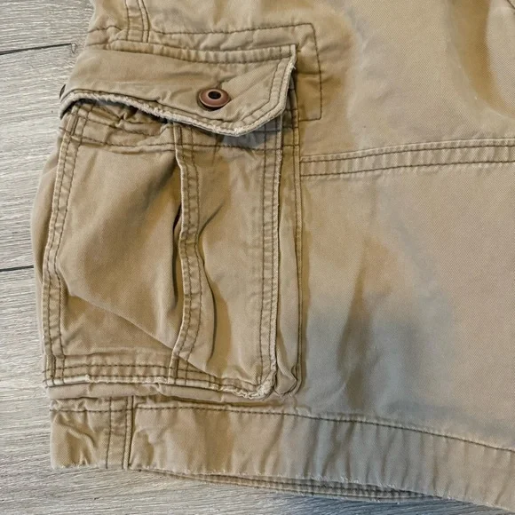 Men’s Vintage Y2K Hollister Cargo Shorts Outdoor Gorpcore Hike Baggy Khaki Sz 32 - Picture 5 of 12